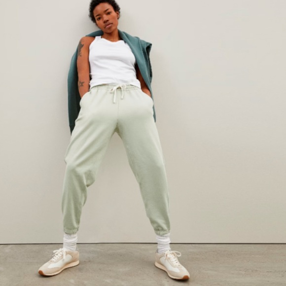 Everlane Pants - NWT Everlane Organic Cotton Joggers Size Small in Light Green